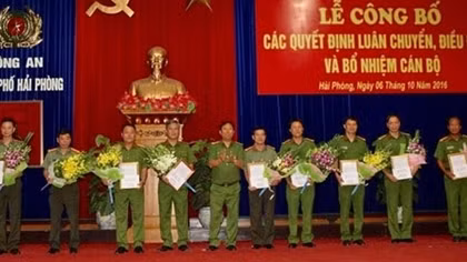 Khen thưởng các đơn vị thuộc Công an Hải Phòng có thành tích xuất sắc