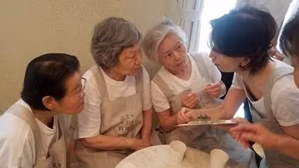 Nhà hàng Nhật Bản tuyển nhân viên là người già mắc bệnh đãng trí