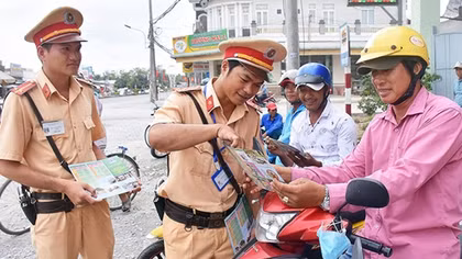 Nỗ lực thực hiện 3 giảm, đảm bảo an toàn giao thông