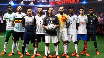 Các công ty Đức "vớ bẫm", còn UEFA kiếm bao nhiêu?