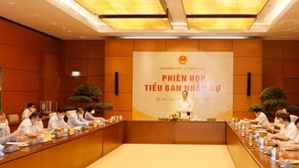 Phiên họp thứ 4 Tiểu ban Nhân sự, Hội đồng Bầu cử Quốc gia