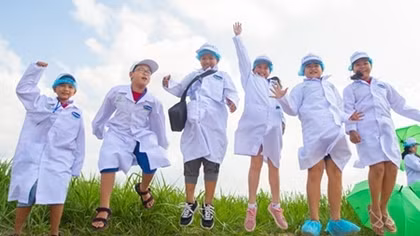 Học sinh hào hứng “khám phá” hành trình sữa học đường