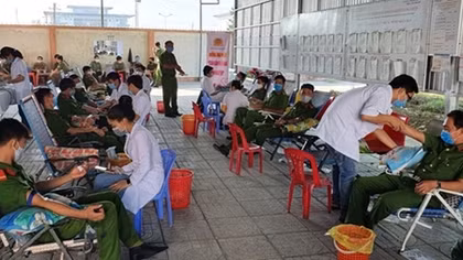 Trên 1.000 cán bộ, chiến sĩ Công an Kiên Giang hiến máu cứu người