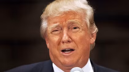 Bật mí về mái tóc của ông D.Trump