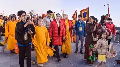 Thiêng liêng lễ cầu an trên đỉnh Fansipan