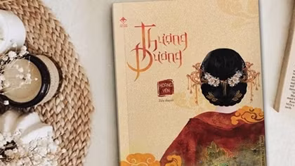 Văn chương không khước từ tiền bạc?