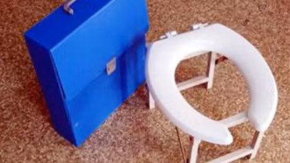 Bồn cầu xách tay