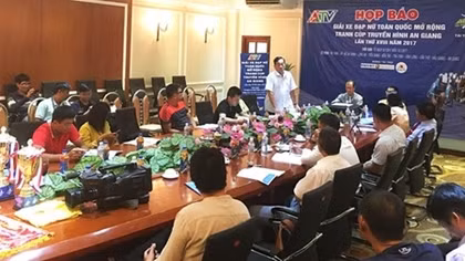  Giải đua “Xe đạp nữ toàn quốc mở rộng tranh cúp Truyền hình An Giang”