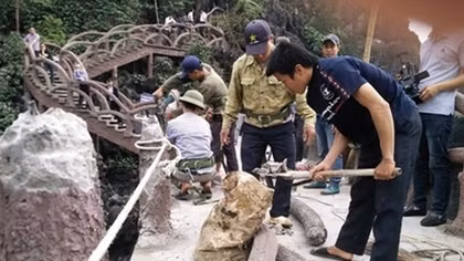 Tháo dỡ công trình xây dựng trái phép tại khu vực Tràng An cổ 