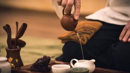 Thú uống trà của Nguyễn Tuân