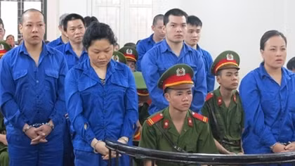 Đang nuôi con nhỏ, bà trùm ma túy thoát án tử
