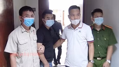Lật tẩy thủ đoạn khiến người chơi sập bẫy (Bài 2) 