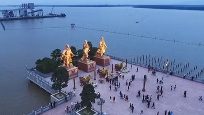 Đến di tích Bạch Đằng Giang, khách không phải chi phí dịch vụ