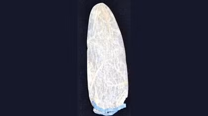 Đấu giá bao cao su thời Trung cổ