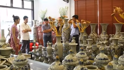 Phát triển du lịch làng nghề Hà Nội: “Một cô gái đẹp nhưng không ai lấy”