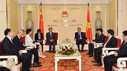 Việt Nam coi trọng việc phát triển quan hệ ổn định, lành mạnh và bền vững với Trung Quốc