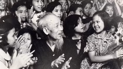 Tất cả vì hạnh phúc của nhân dân