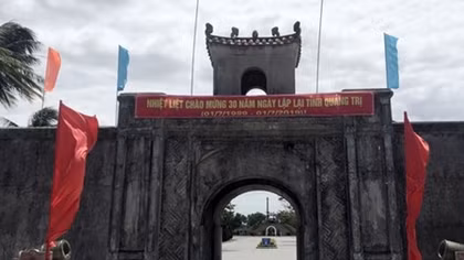 “Ru mãi bài ca bất tử đến vô cùng”
