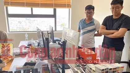 Triệt phá đường dây phát tán tin nhắn rác thu lời hàng tỷ đồng