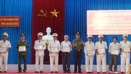 Trao Huân chương, Huy hiệu cho 37 cá nhân có thành tích xuất sắc