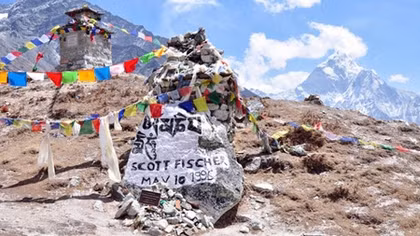 Everest – Mồ chôn của những nhà leo núi