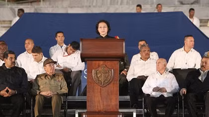 Chủ tịch Quốc hội Nguyễn Thị Kim Ngân phát biểu tại lễ tưởng niệm lãnh tụ Cuba Fidel Castro