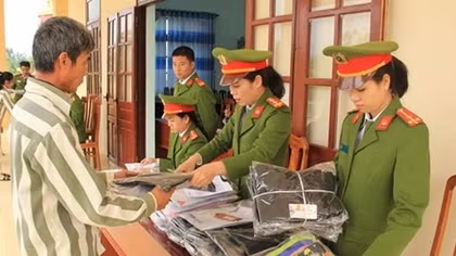 30 phạm nhân Trại giam Đồng Sơn được đặc xá