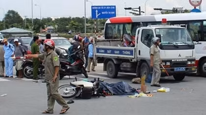 Ngày đầu tháng 11 cả nước đã có 18 người tử vong vì tai nạn giao thông