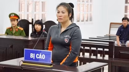 10 năm tù cho kẻ tra tấn nhân viên dã man như thời trung cổ