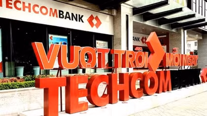 Techcombank 6 tháng lãi ròng 5.400 tỷ đồng, tăng trưởng gần 20%