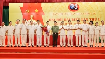 Ưu tiên trang bị cho lực lượng trực tiếp chiến đấu và Công an xã chính quy