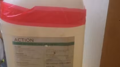 Ô tô du lịch “chở” 18 kg ma túy hóa lỏng