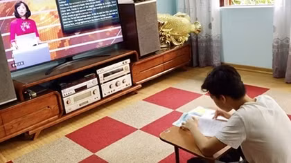 Học trực tuyến thời COVID-19
