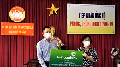Vietcombank Đà Nẵng: Đồng hành hỗ trợ doanh nhiệp, khách hàng trong trạng thái “Bình thường mới”
