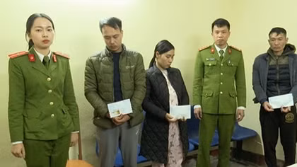 Khám nhà “ra” hơn 800 viên ma túy tổng hợp