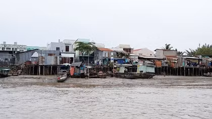 Hài hòa lợi ích khi giải tỏa nhà ven kênh, rạch