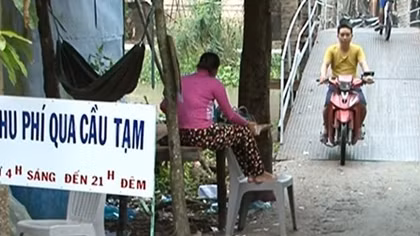 Khuất tất việc thu phí qua cầu tạm ở Kiên Giang