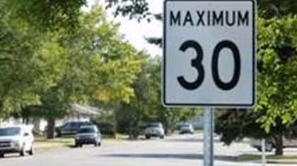 Italy: Hạn chế tốc độ giao thông đô thị 30km/h
