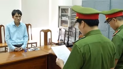 Khởi tố một trưởng phòng trong vụ cựu Đại tá quân đội làm giả hồ sơ