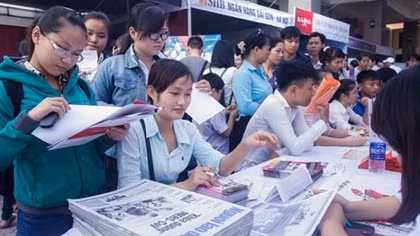Kết nối cung cầu lao động còn bị chia cắt, manh mún