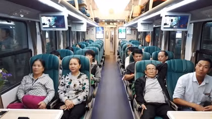 Ngành đường sắt còn hơn 170.000 vé tàu Tết trên tuyến Bắc-Nam