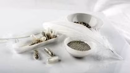 Vật liệu xây dựng và đóng gói làm từ lông gà