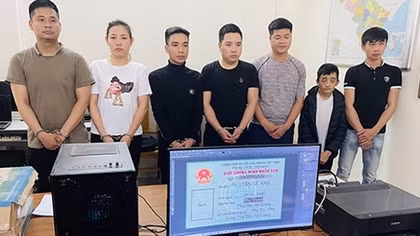 Làm giả CMND, lừa vay FE Credit gần 500 triệu đồng