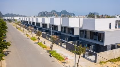 Đất Xanh Miền Trung ngày đêm xây dựng dự án, đảm bảo tiến độ và chất lượng đạt chuẩn quốc tế