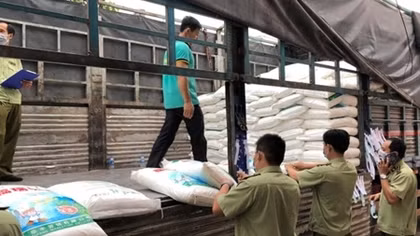 Tăng cường kiểm tra an toàn thực phẩm Tết