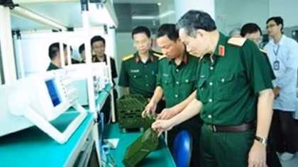 Khẩn trương xây dựng phương án tái cơ cấu các DN quốc phòng