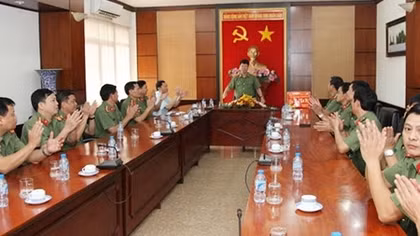 Thứ trưởng Bùi Văn Nam kiểm tra công tác Phòng Bảo vệ 180