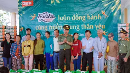 1.000 suất quà Tết đến với người dân Quảng Nam