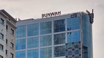 Dự án Sunwah Pearl và bản án kỳ lạ...