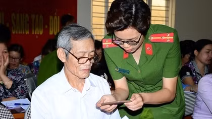 Sử dụng Zalo để tiếp nhận thông tin về an ninh trật tự
